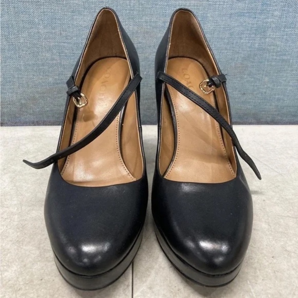 Coach Womens black leather round toe platform block pump heels size 10B